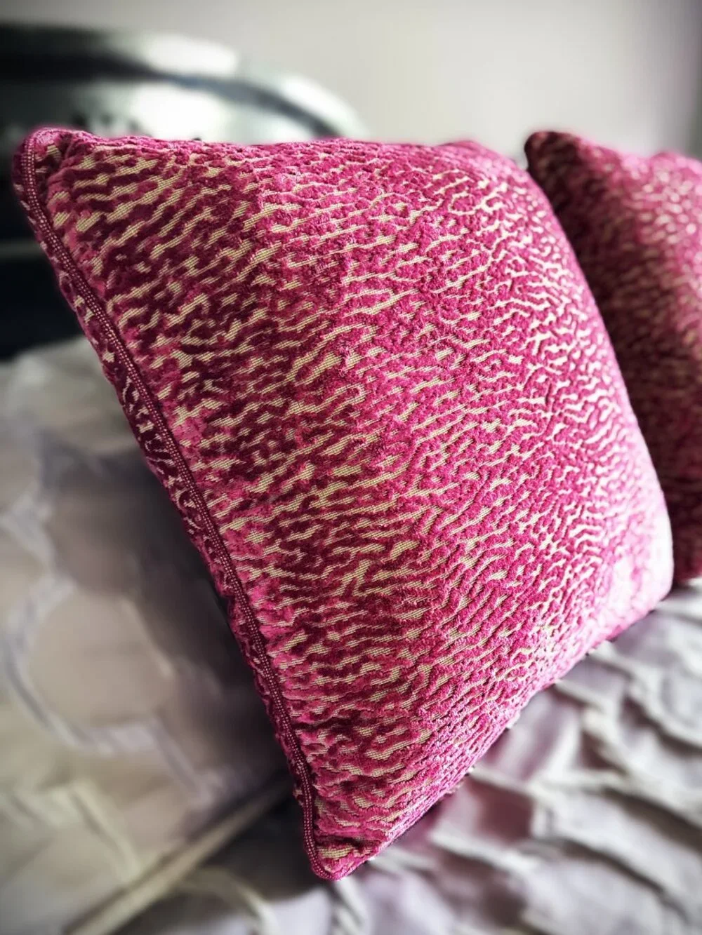Chenille Jacquard Magenta & Taupe Wavy Lined Zebra Pattern Accent Pillow Covers